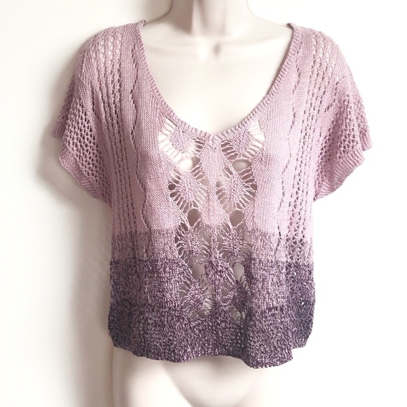 🆕 Cropped knit short sleeve v neck sweater top - Picture 2 of 8